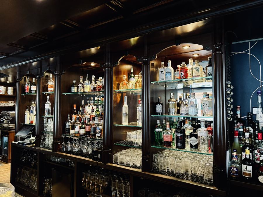 A snapshot from inside Tipsy Traveller